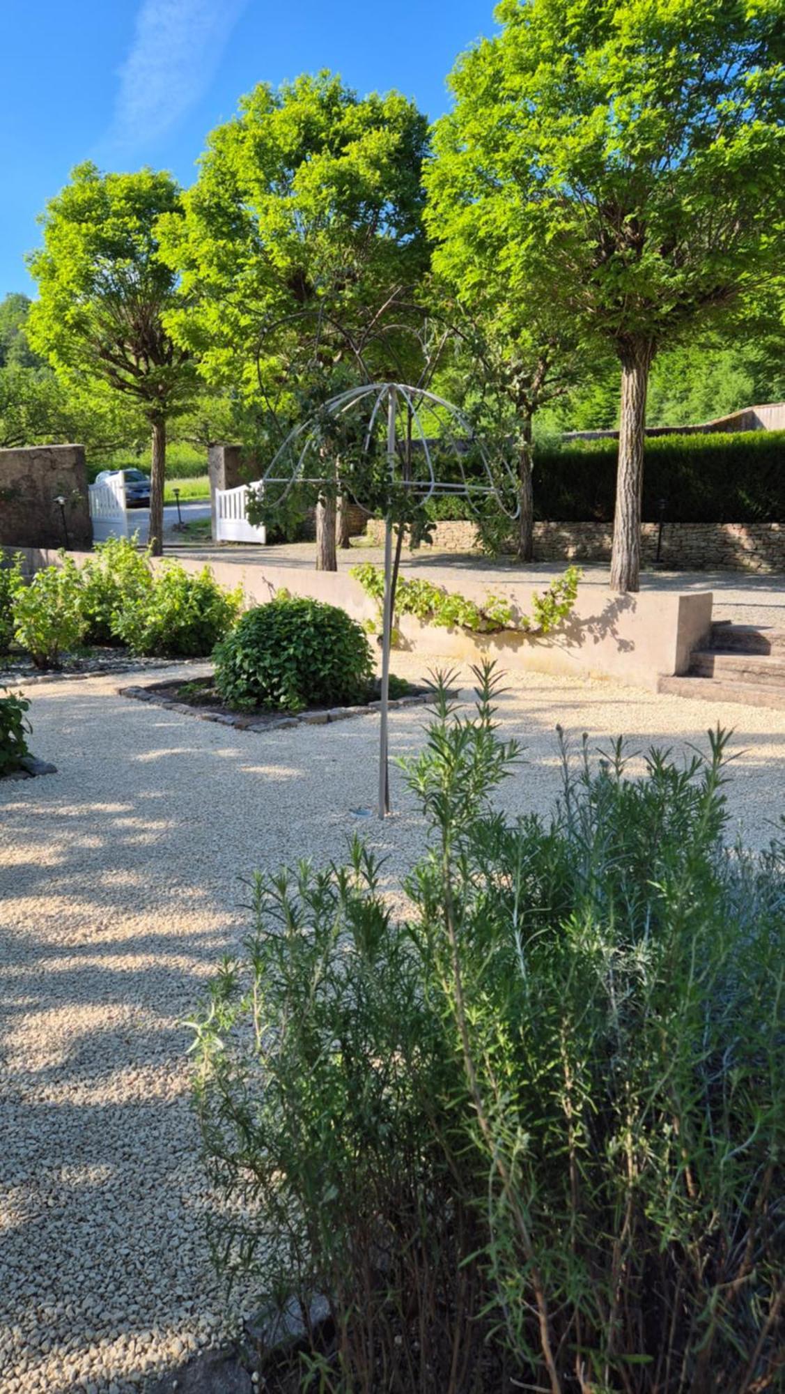 L'Annexe Du Moulin Renaudiots Apartment Autun Ngoại thất bức ảnh